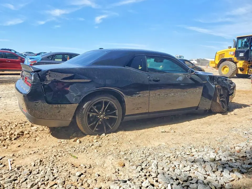 2018 DODGE CHALLENGER SXT  