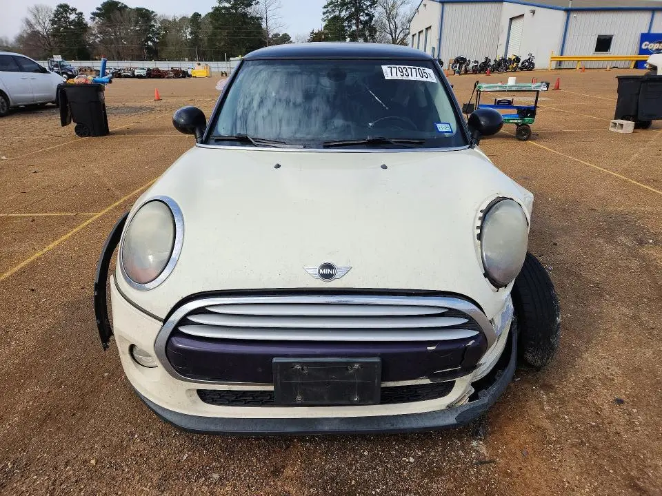 2015 MINI COOPER   