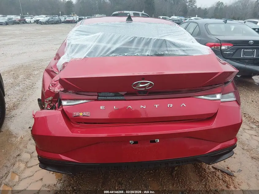 2021 HYUNDAI ELANTRA SEL