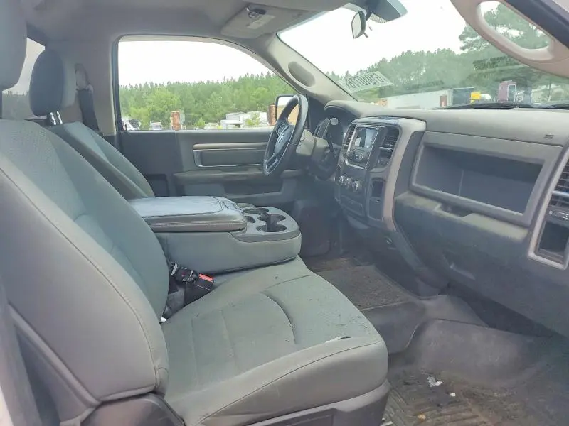 2014 RAM 1500 ST  