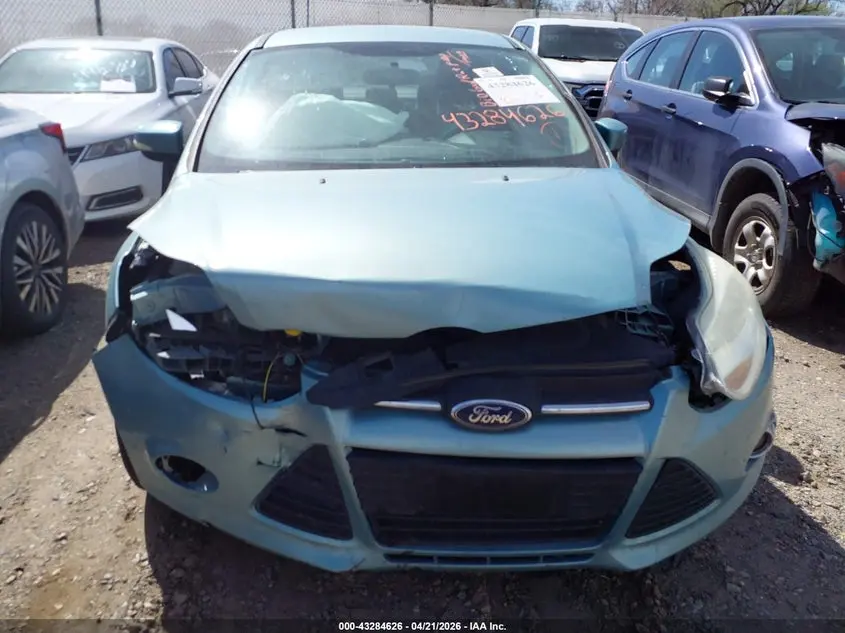 2012 FORD FOCUS SE