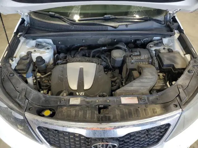 2011 KIA SORENTO BASE  