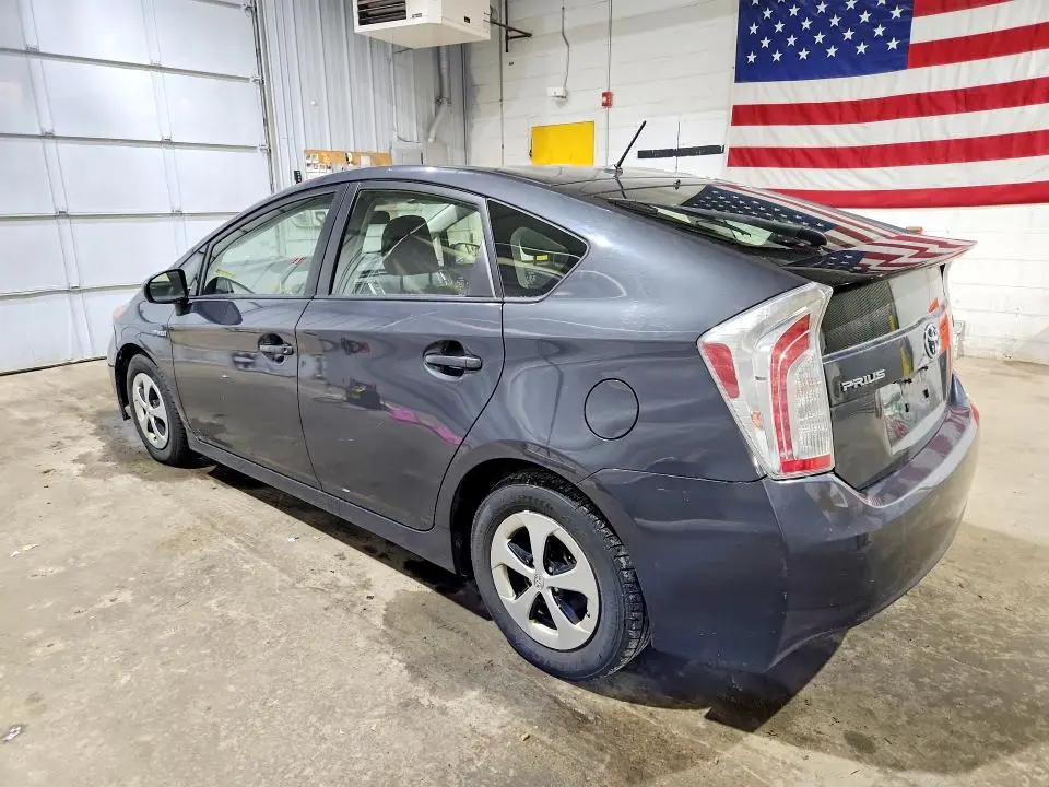 2015 TOYOTA PRIUS TWO  