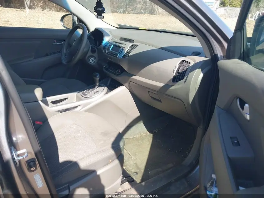 2015 KIA SPORTAGE LX