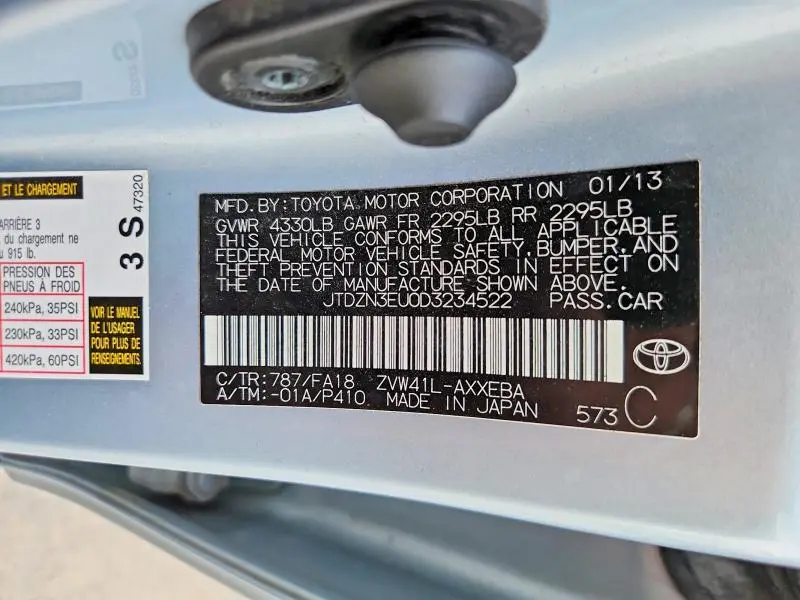 2013 TOYOTA PRIUS V THREE  