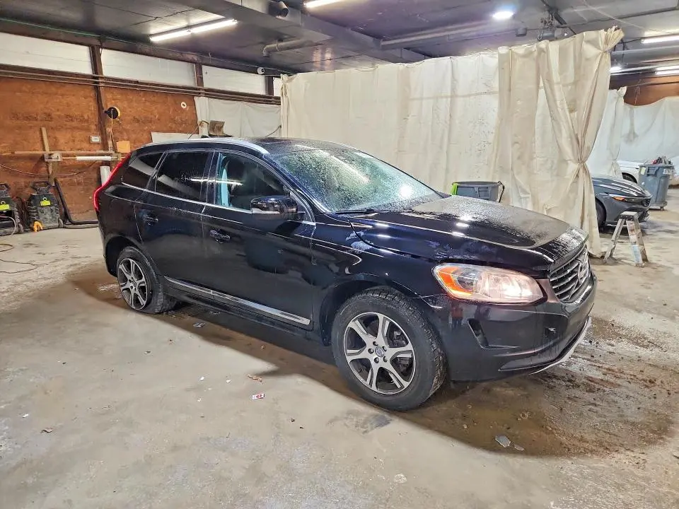 2014 VOLVO XC60 T6  