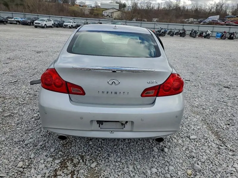 2010 INFINITI G37   