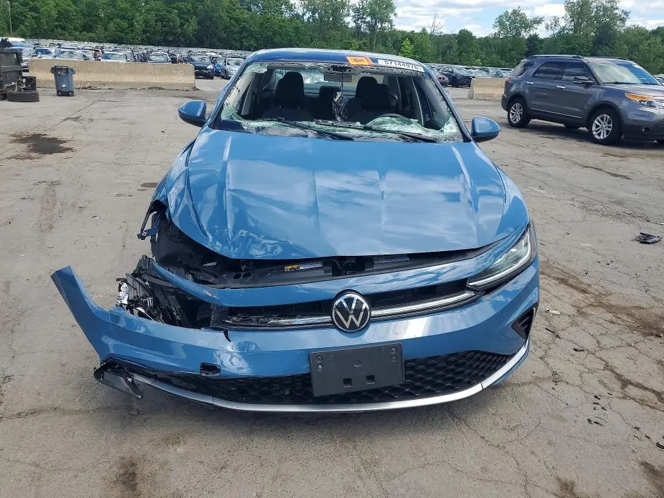2025 VOLKSWAGEN JETTA SE  