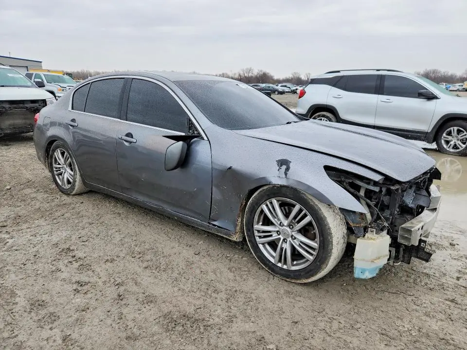 2013 INFINITI G37 BASE  