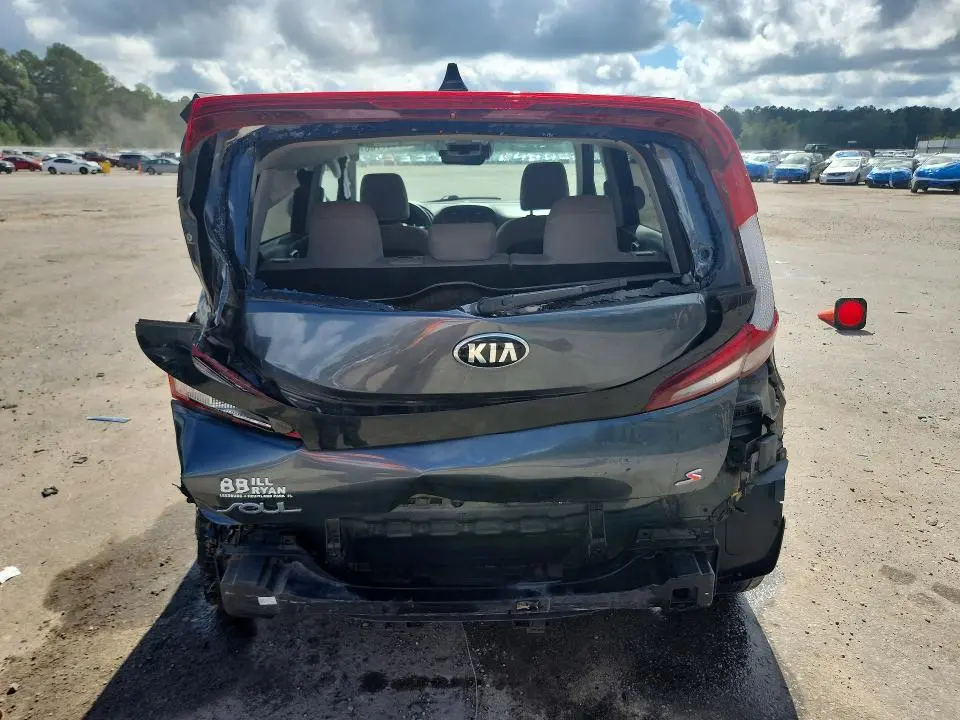 2020 KIA SOUL S  