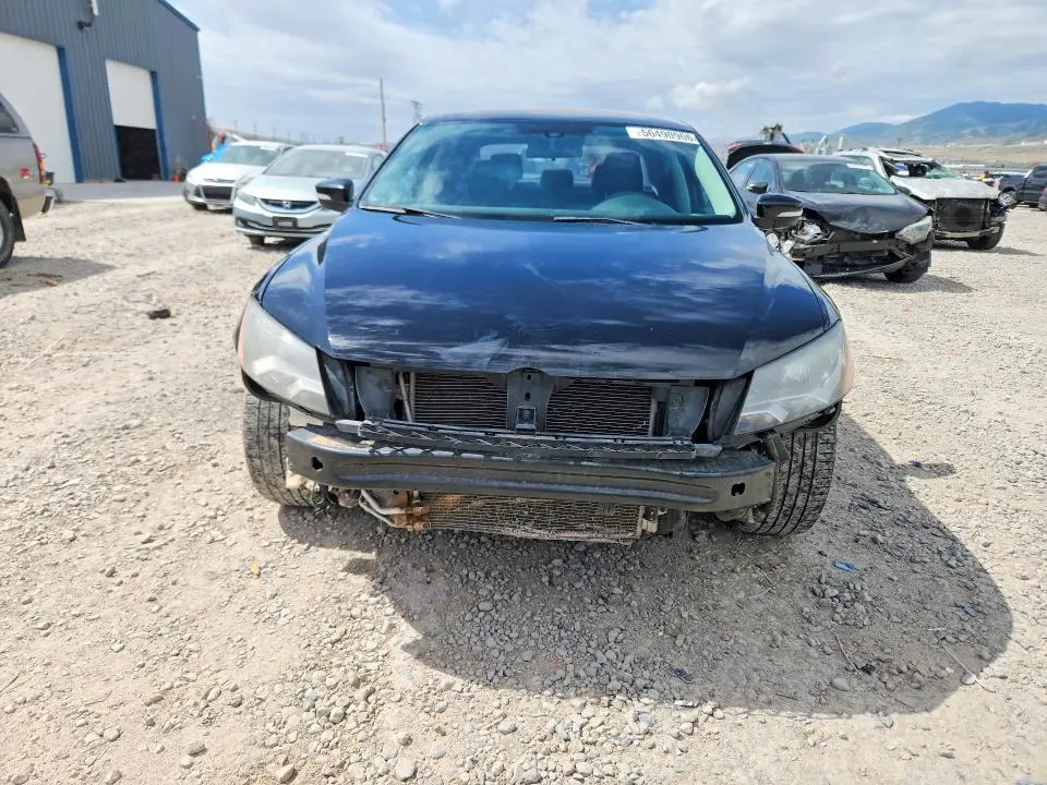 2014 VOLKSWAGEN PASSAT S  