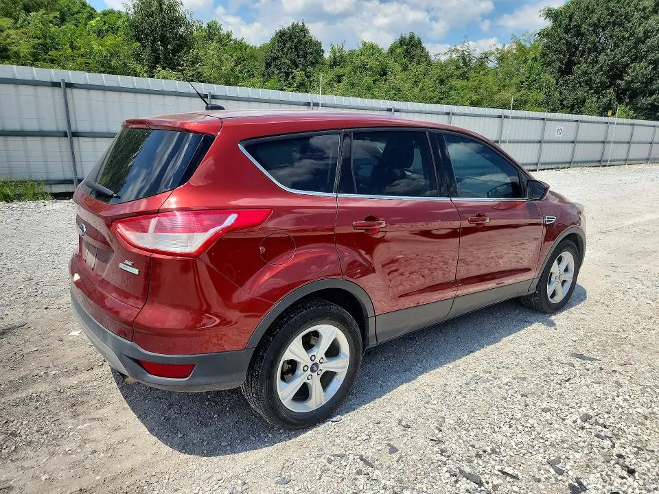 2016 FORD ESCAPE SE  