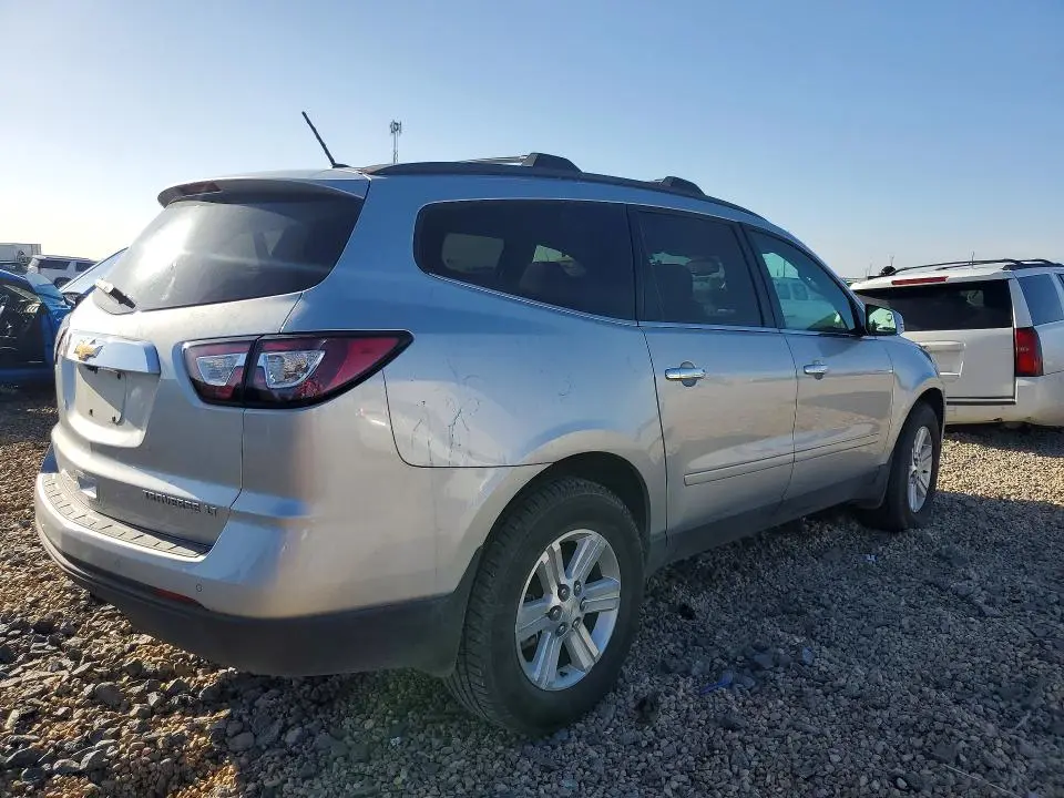 2014 CHEVROLET TRAVERSE LT  