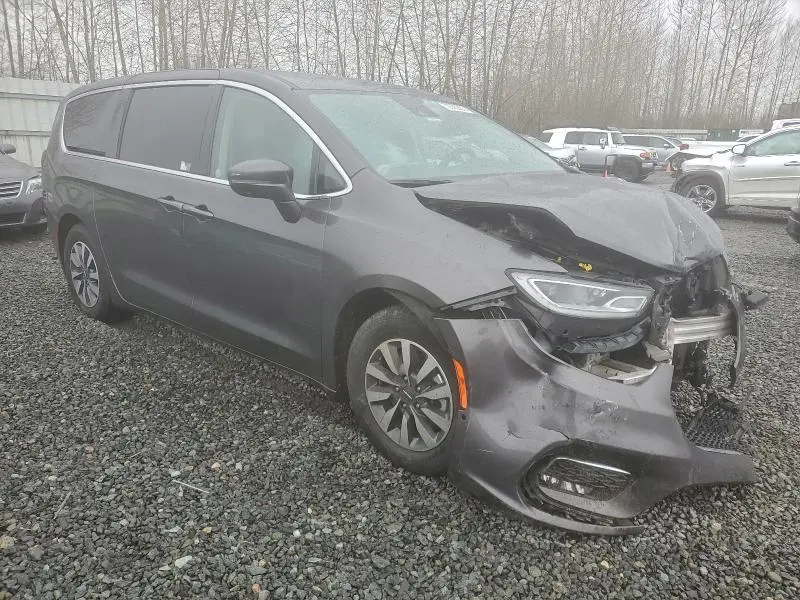 2022 CHRYSLER PACIFICA HYBRID TOURING L  