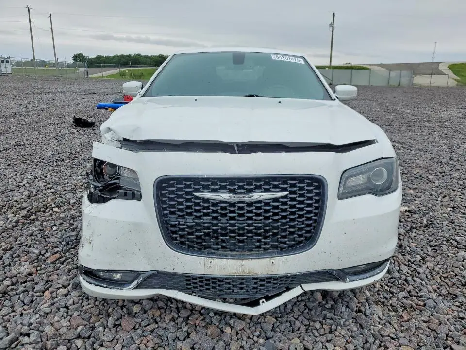 2019 CHRYSLER 300 S  