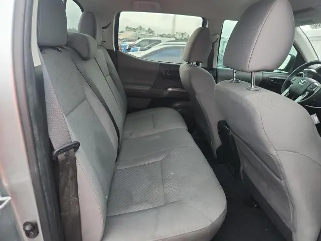 2022 TOYOTA TACOMA SR5 V6  