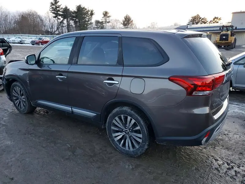 2019 MITSUBISHI OUTLANDER SE  