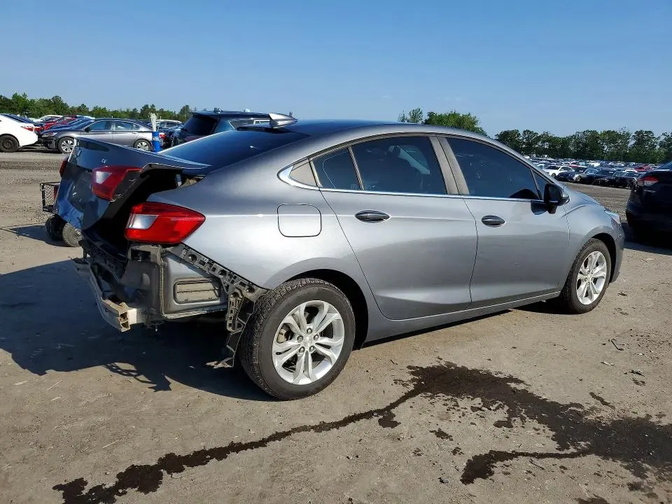 2019 CHEVROLET CRUZE LT  
