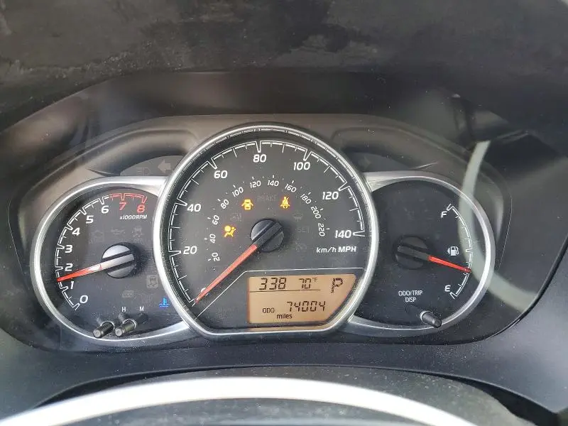 2018 TOYOTA YARIS 5-DOOR LE  