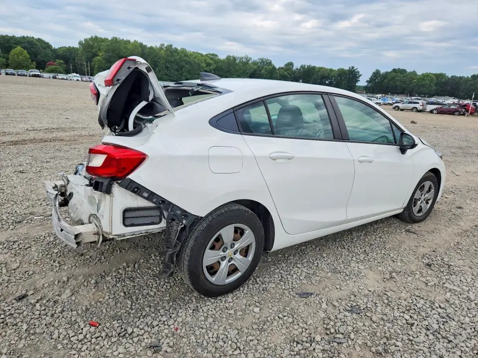 2018 CHEVROLET CRUZE LS  