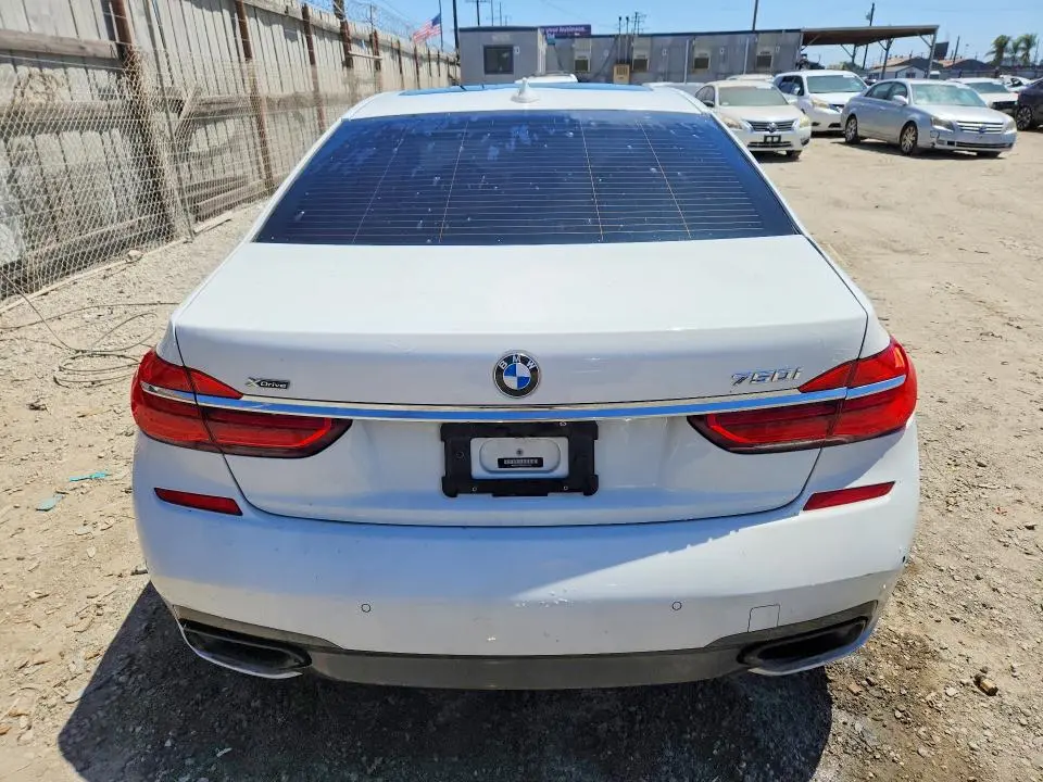 2016 BMW 750 XI  