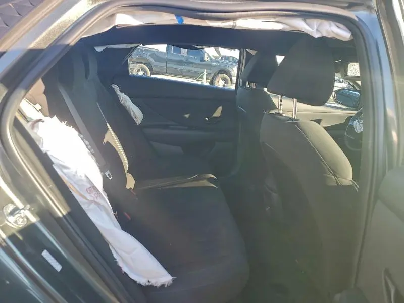 2025 HYUNDAI ELANTRA BLUE  