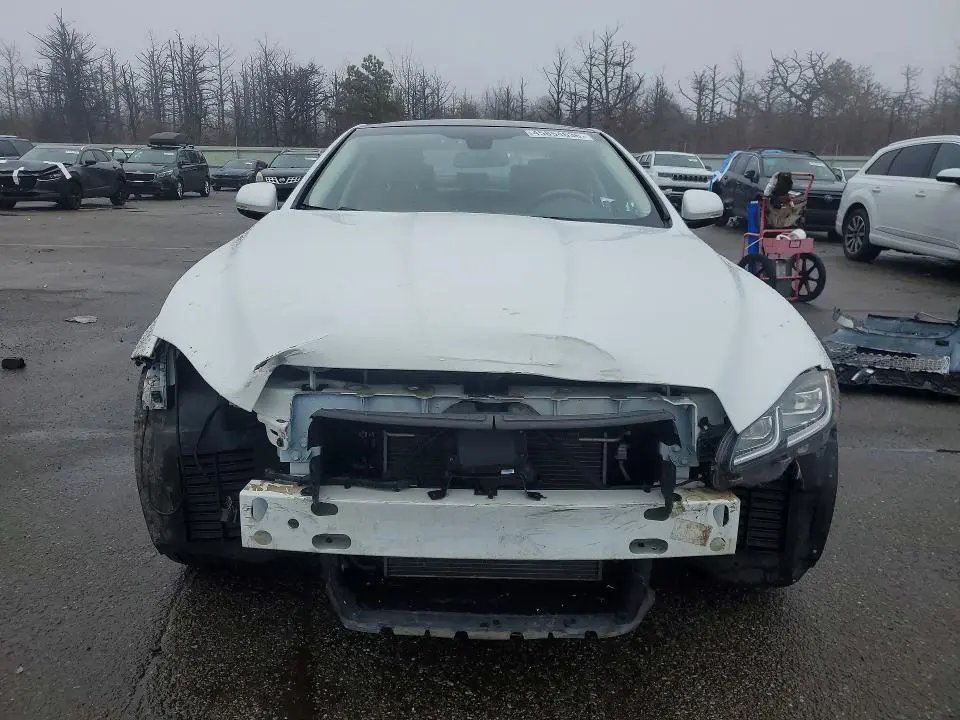 2017 JAGUAR XJL PORTFOLIO  