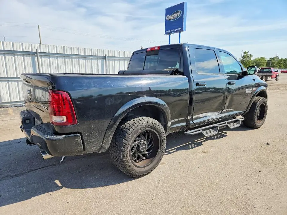 2015 RAM 1500 SPORT  