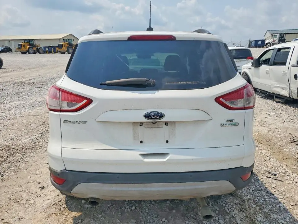 2015 FORD ESCAPE SE  