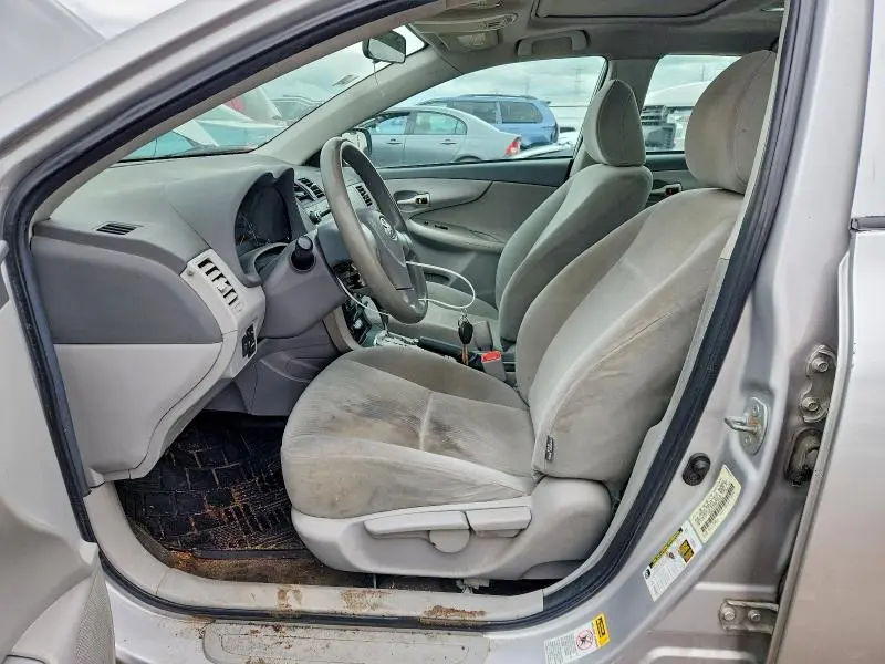 2010 TOYOTA COROLLA LE  