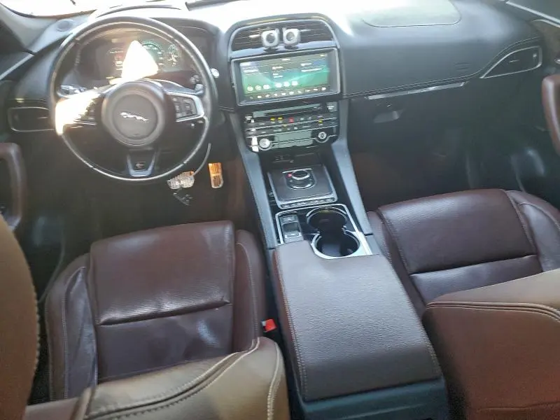 2017 JAGUAR F-PACE S  