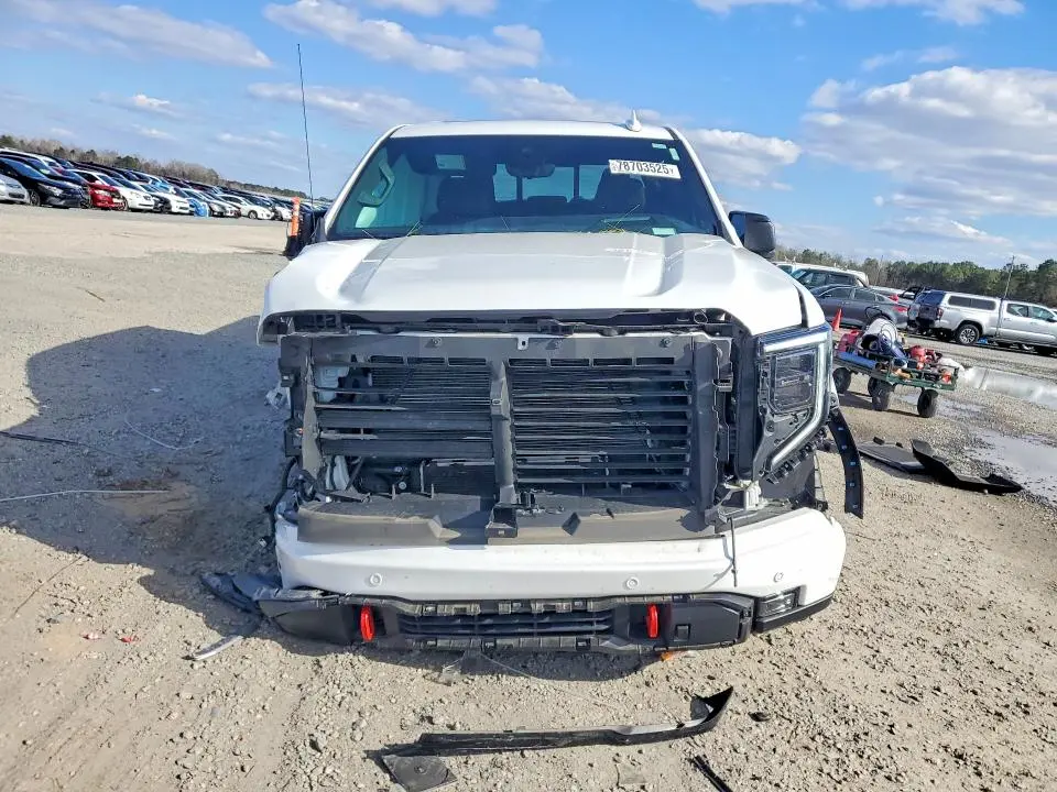 2024 GMC SIERRA K1500 AT4  
