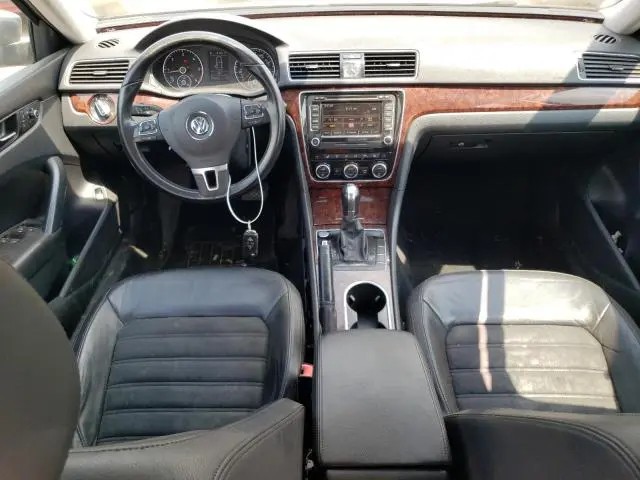2013 VOLKSWAGEN PASSAT SEL  