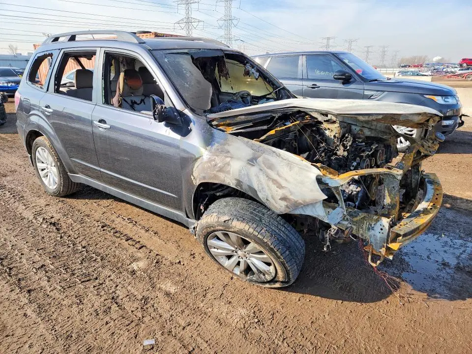 2013 SUBARU FORESTER 2.5X PREMIUM  