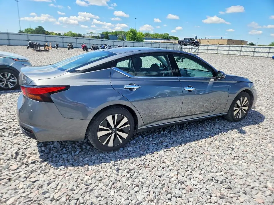 2019 NISSAN ALTIMA SL  