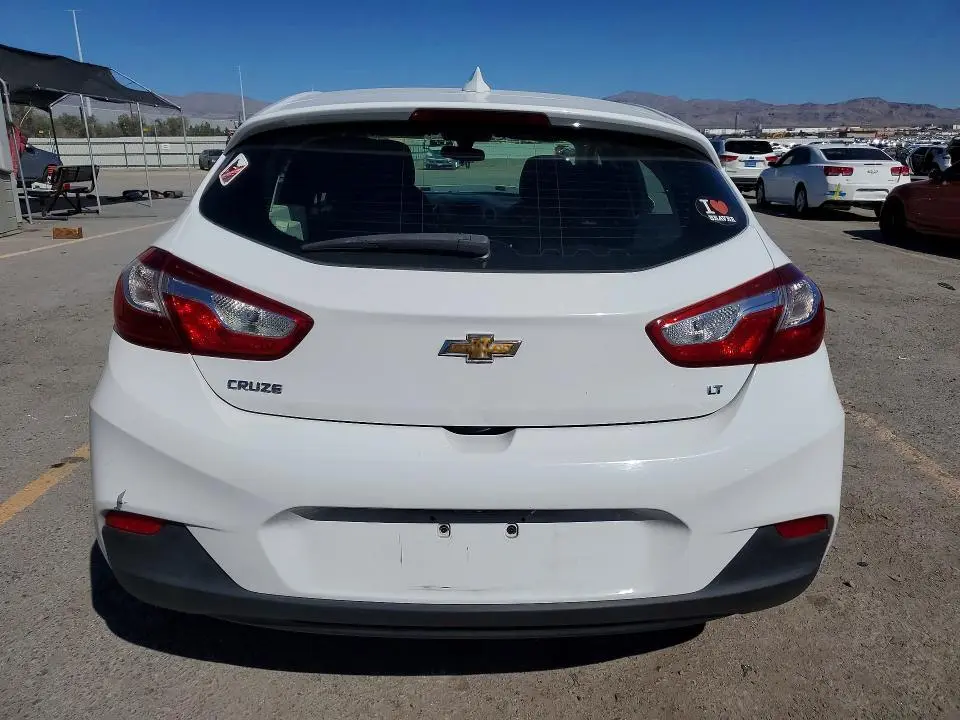 2018 CHEVROLET CRUZE LT  
