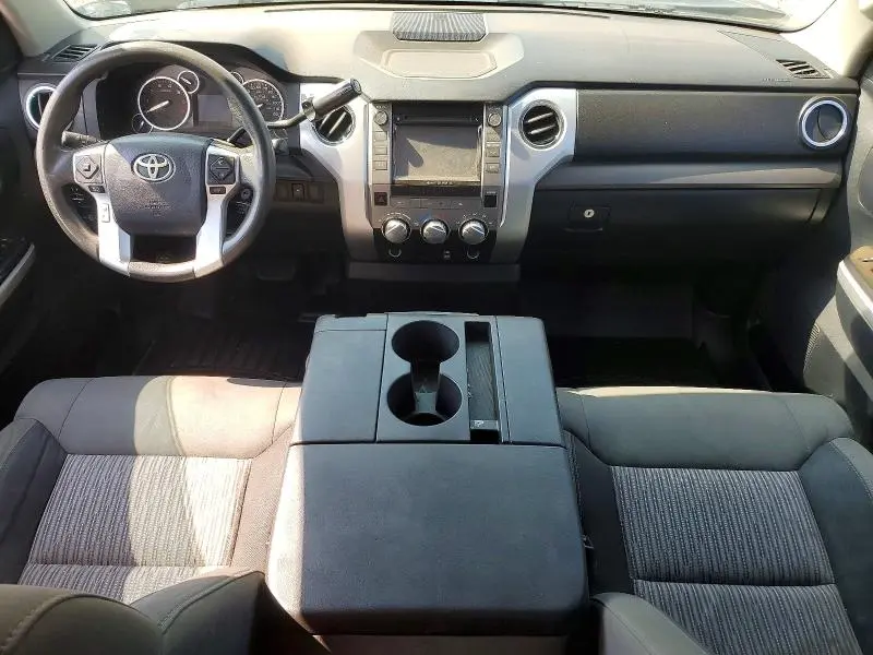 2015 TOYOTA TUNDRA SR5  