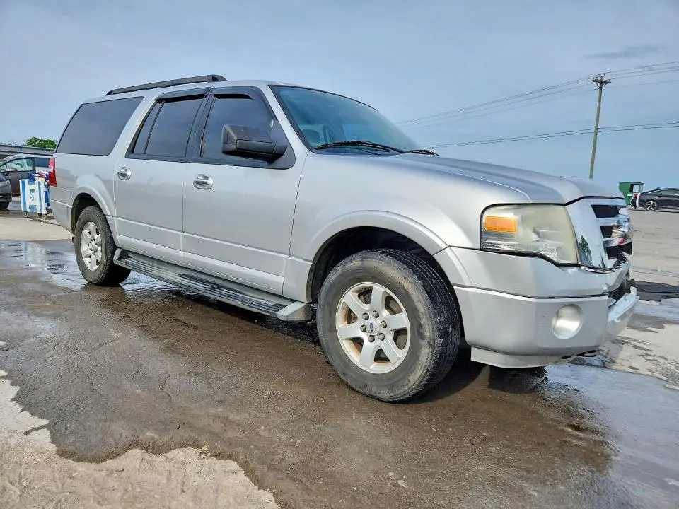 2010 FORD EXPEDITION EL XLT  