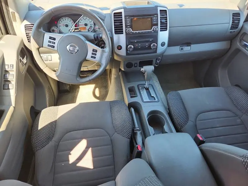 2015 NISSAN FRONTIER DESERT RUNNER  