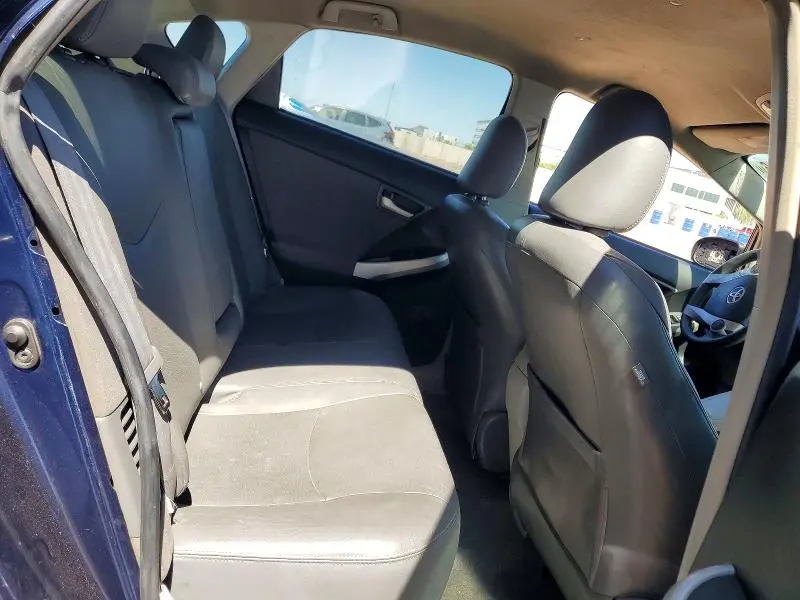 2013 TOYOTA PRIUS TWO  