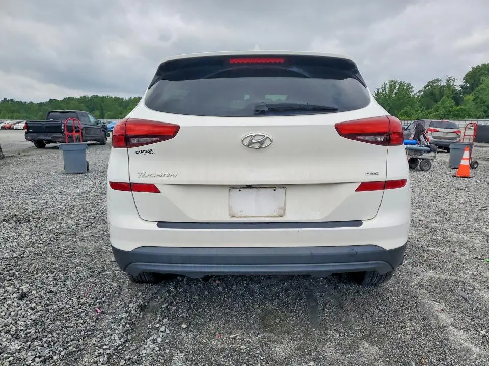 2019 HYUNDAI TUCSON SE  