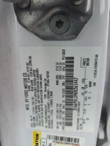 2019 FORD FUSION SE  