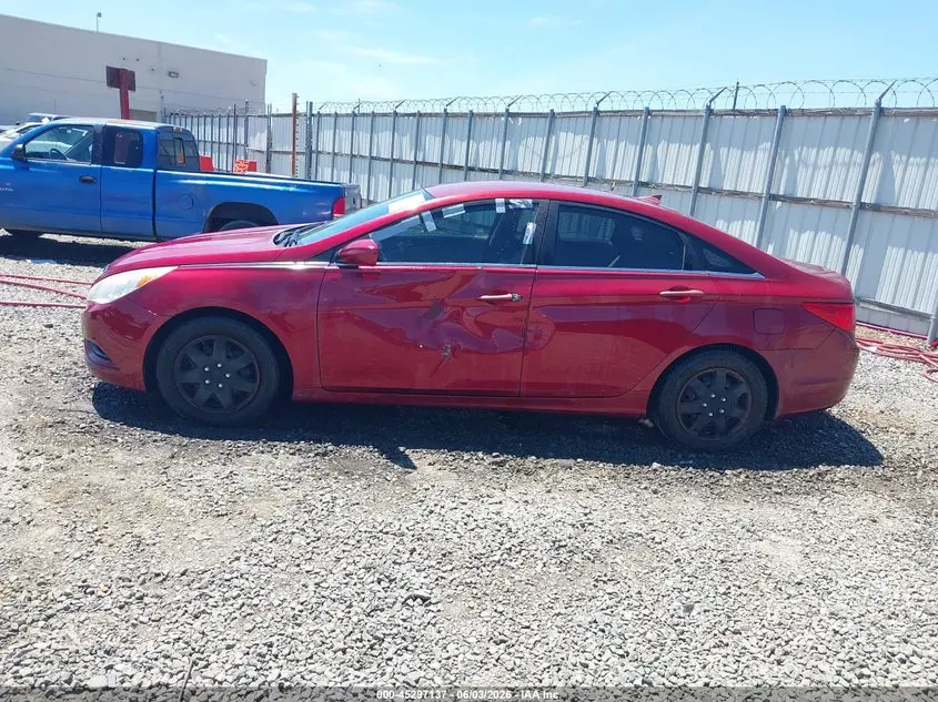 2012 HYUNDAI SONATA GLS