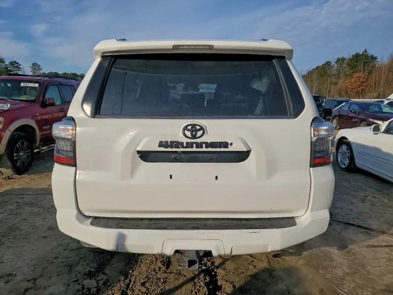 2014 TOYOTA 4RUNNER SR5  