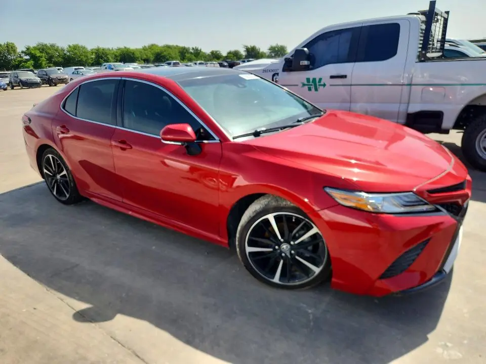 2019 TOYOTA CAMRY XSE  