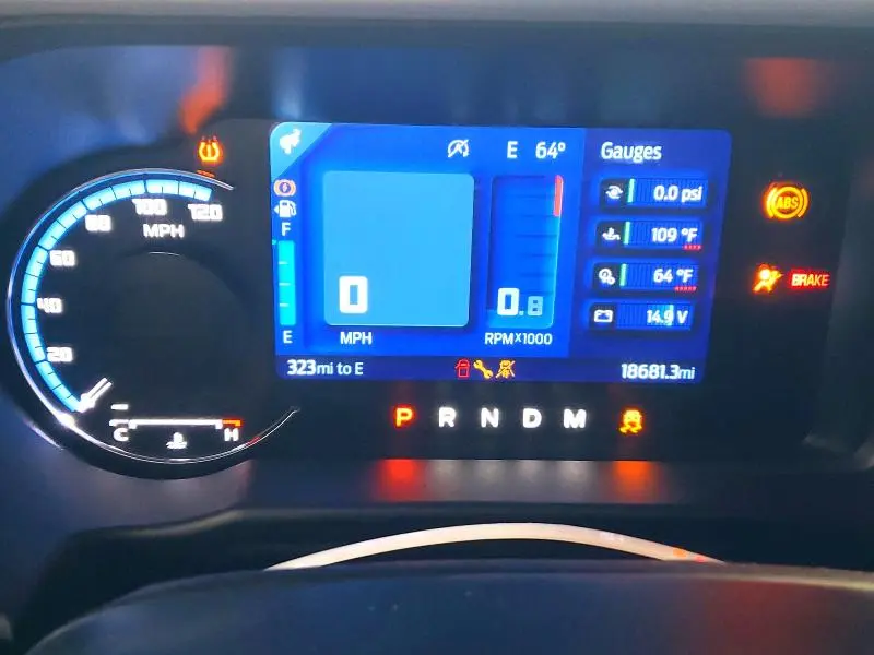 2023 FORD BRONCO BASE  