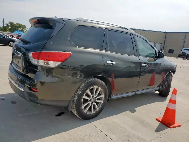 2016 NISSAN PATHFINDER S  
