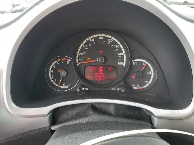 2013 VOLKSWAGEN BEETLE