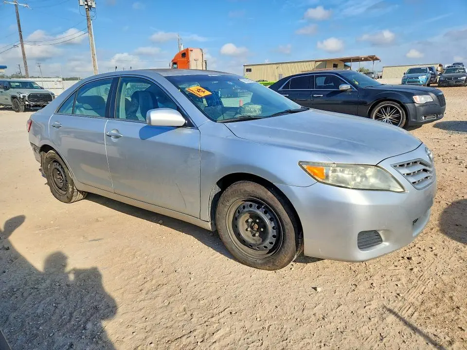 2010 TOYOTA CAMRY BASE  