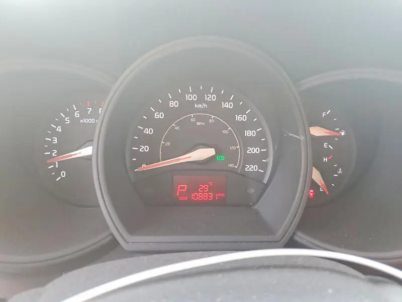 2017 KIA RIO LX  